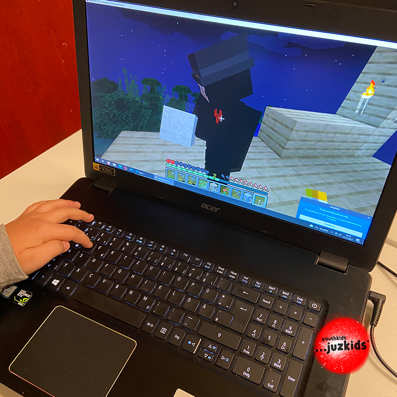 zusammen online spielen II . Minecraft Server . 17. November 2021 . youthkids . ...juzkids* . Jungentag im kujakk . Kinder- und Jugendzentrum in der Reduit Mainz-Kastel