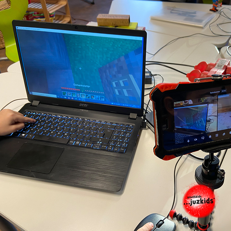 zusammen online spielen III . Minecraft Server . 2. Februar 2022 . yjk . youthkids . ...juzkids* . Jungengruppe im kujakk . Kinder- und Jugendzentrum in der Reduit Mainz-Kastel