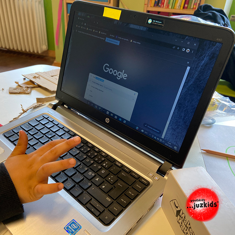 Musik mit Bananen . makey makey . 30. März 2022 . yjk . youthkids . ...juzkids* . Jungengruppe im kujakk . Kinder- und Jugendzentrum in der Reduit Mainz-Kastel
