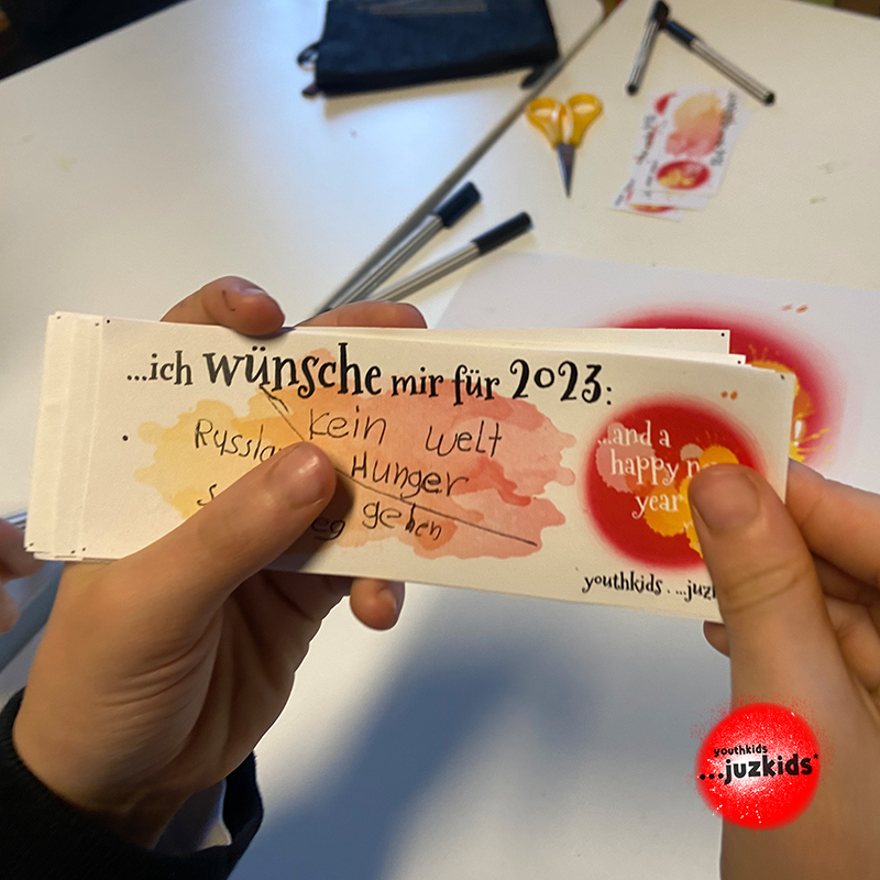 Eure Wünsche . ...für das neue Jahr 2023 . 11. Januar 2023 . yjk . youthkids . ...juzkids* . Jungengruppe im kujakk . Kinder- und Jugendzentrum in der Reduit . Mainz-Kastel