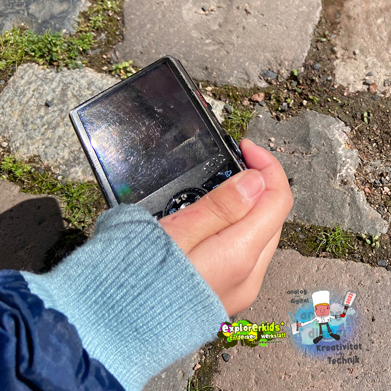 Foto Safari im Reduithof . KreativitÃ¤t trifft Technik / analog trifft digital . 3. April 2023 . explorerkids* im kujakk . Entdecker Werkstatt . Kinder- und Jugendzentrum in der Reduit . Mainz-Kastel