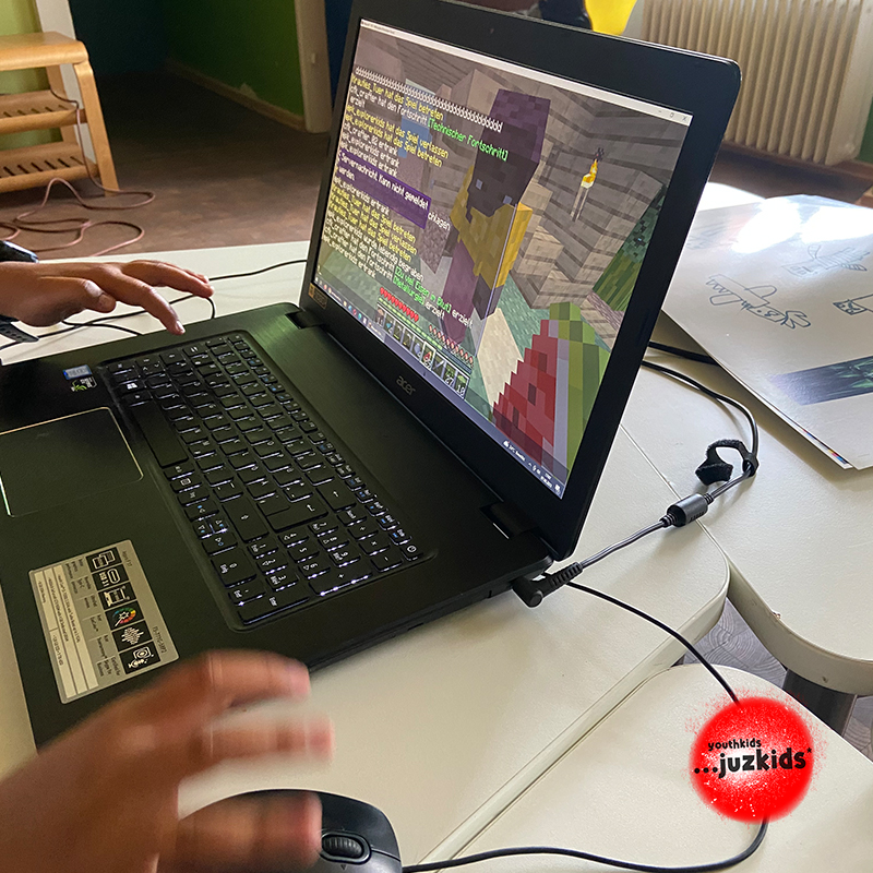 zusammen online spielen . Minecraft Server online . 1.19.4 . 7. Juni 2023 . yjk . youthkids . ...juzkids* . Jungengruppe im kujakk . Kinder- und Jugendzentrum in der Reduit . Mainz-Kastel