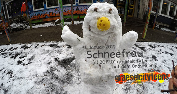 Schneefrau . graeselcityteens . gct . Stadtteilzentrum Gräselberg . Wiesbaden
