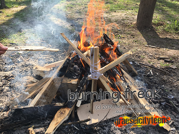 burning freak . campfire . Osterferien 2019 . Stadtteilzentrum GrÃ¤selberg . Wiesbaden