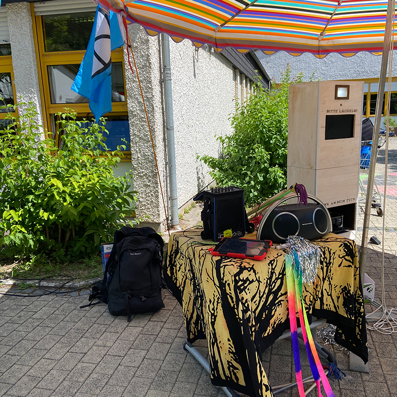OPEN AIR DISCO . Schulfest Bodelschwingh Schule . 5. Juli 2022 . gct . graeselcityteens ...auf dem Gräselberg . Stadtteilzentrum Gräselberg . Wiesbaden