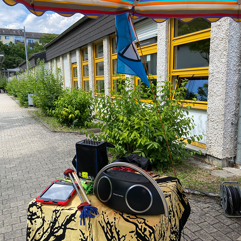 OPEN AIR DISCO . Schulfest Bodelschwingh Schule . 5. Juli 2022 . gct . graeselcityteens ...auf dem Gräselberg . Stadtteilzentrum Gräselberg . Wiesbaden