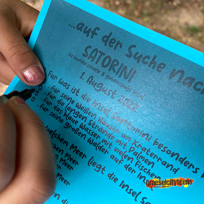Santorini . Rätselsuche . Die geheimnisvolle Insel im Ãgäischen Meer . 1. August 2022 . gct . graeselcityteens ...auf dem Gräselberg . Stadtteilzentrum Gräselberg . Wiesbaden